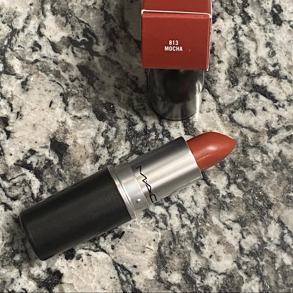 MAC Satin Mocha #813 Lipstick Brand NEW - Picture 4 of 7